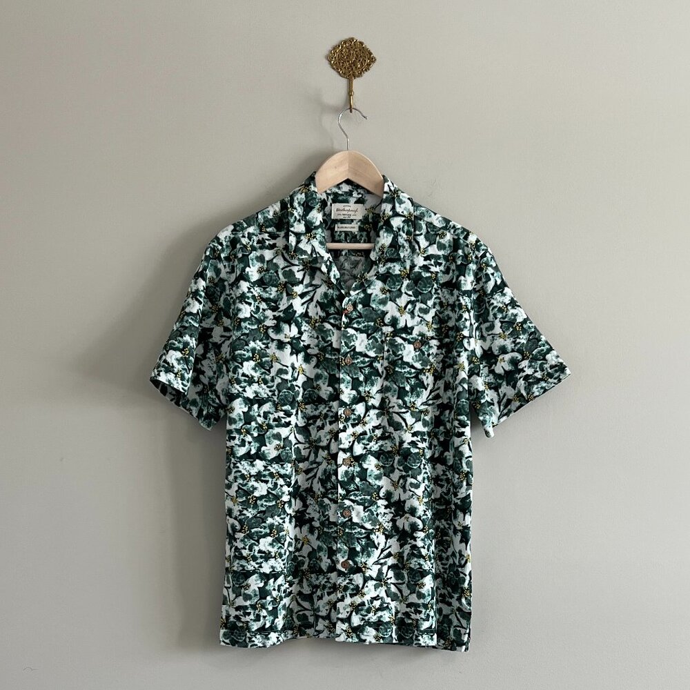 NWT Weatherproof Vintage Linen Blend Floral Shirt Men’s Medium Button Up